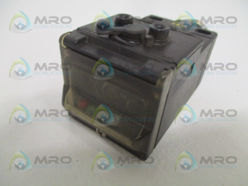 ALLEN BRADLEY 42GRF-9102-QD SER. A PHOTOELECTRIC SENSOR  UNMP