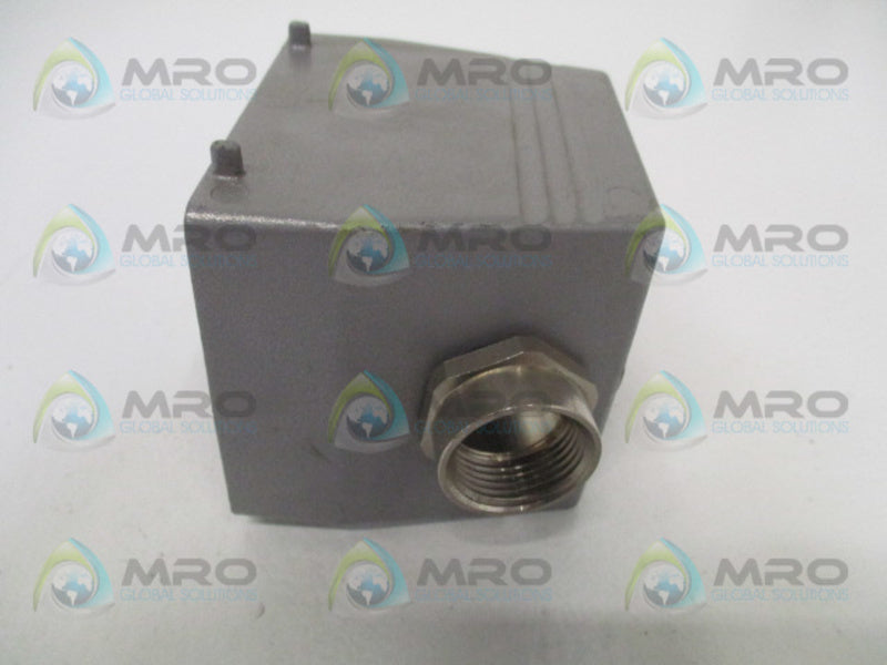 THOMAS & BETTS SH632 CONNECTOR HOOD UNMP