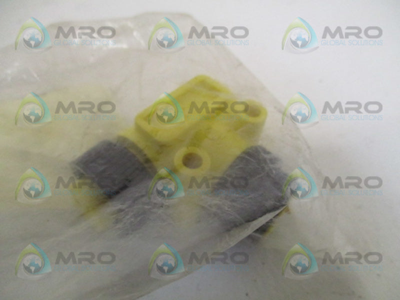 DANIEL WOODHEAD MINI-CHANGE 41048 ADAPTER NSMP