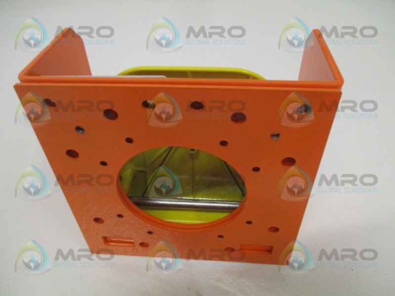 REES 04949-000 YELLOW PALM SWITCH GUARD ACTUATOR NSMP
