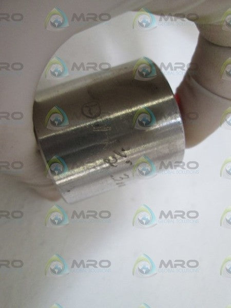 COUPLING 1X1/2" 3000 WOG A182F304J4RYJ  NSNP