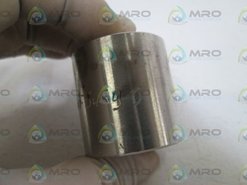 COUPLING 1X1/2" 3000 WOG A182F304J4RYJ  NSNP