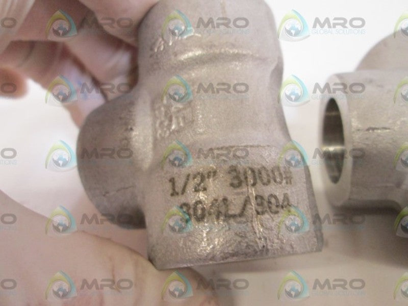 LOT OF 3 FITTING 1/2" 3000# 304L/304 NSNP