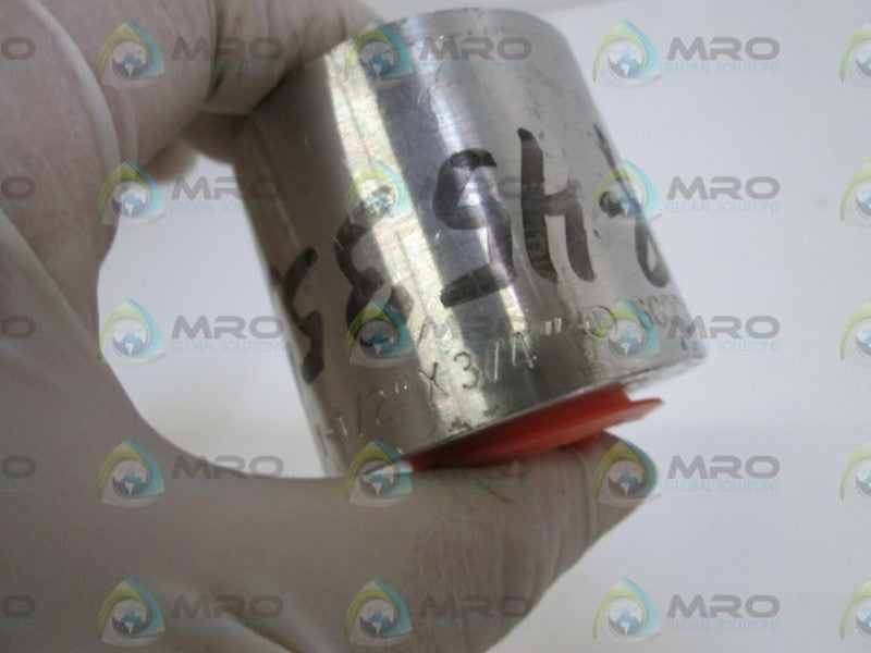 LOT OF 6 COUPLING 1-1/2"X3/4" 6000# WOG A182F316D6YGH NSNP