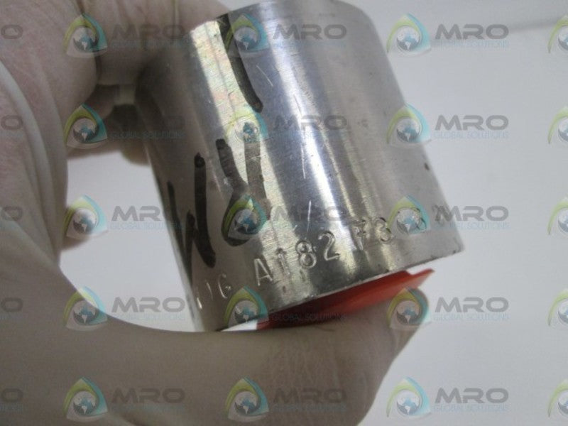 LOT OF 6 COUPLING 1-1/2"X3/4" 6000# WOG A182F316D6YGH NSNP