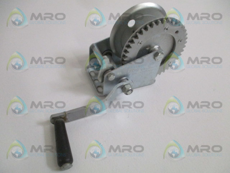 RHINO F10 HAND WINCH 1,200 LBS (AS PICTURED) UNMP