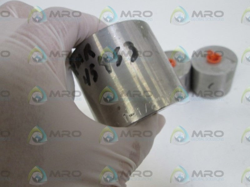 LOT OF 3 COUPLING 1-1/2" X 1/2" 6000# WOG A182F316D6YGH NSNP