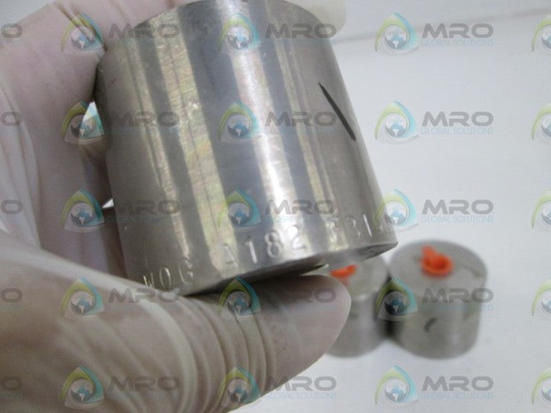 LOT OF 3 COUPLING 1-1/2" X 1/2" 6000# WOG A182F316D6YGH NSNP