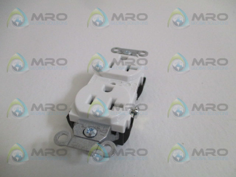 BRYNAT CRS20W DUPLEX RECEPTACLE  NSNP