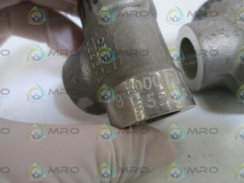 LOT OF 2 BONNEY FITTING 3/8" 3000 WOG A182F304E551S80 BORE NSNP