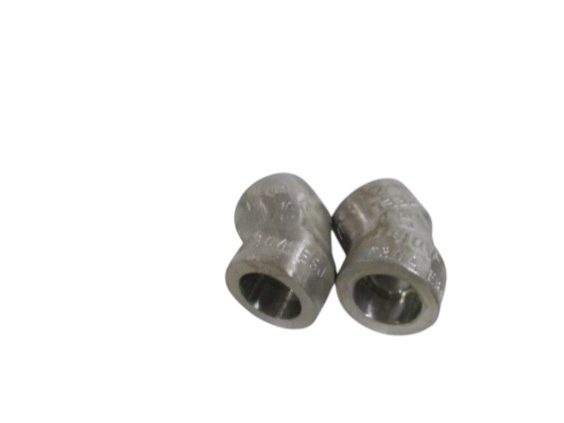 LOT OF 2 LADISH ELBOW 3/8" 3000WOG F304ESJ NSNP