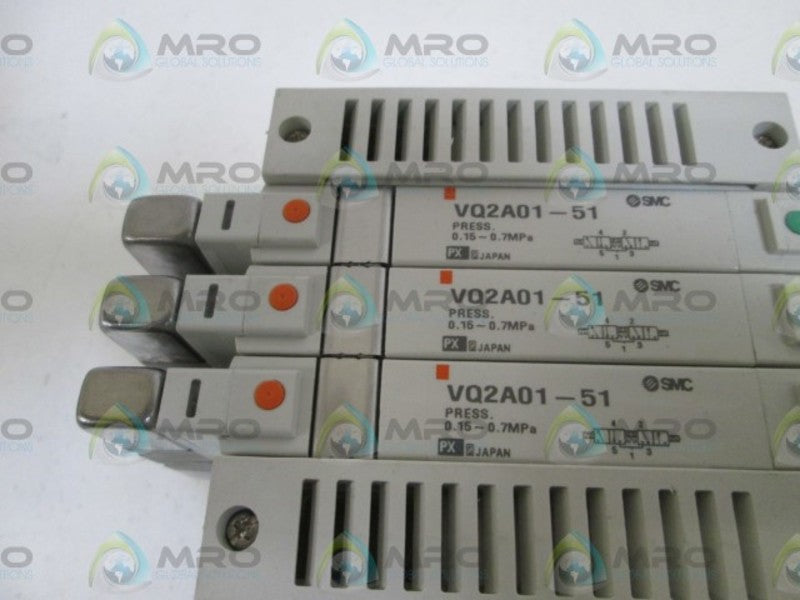 SMC MANIFOLD ASSEMBLY VV5Q21-03-DAJ00 UNMP