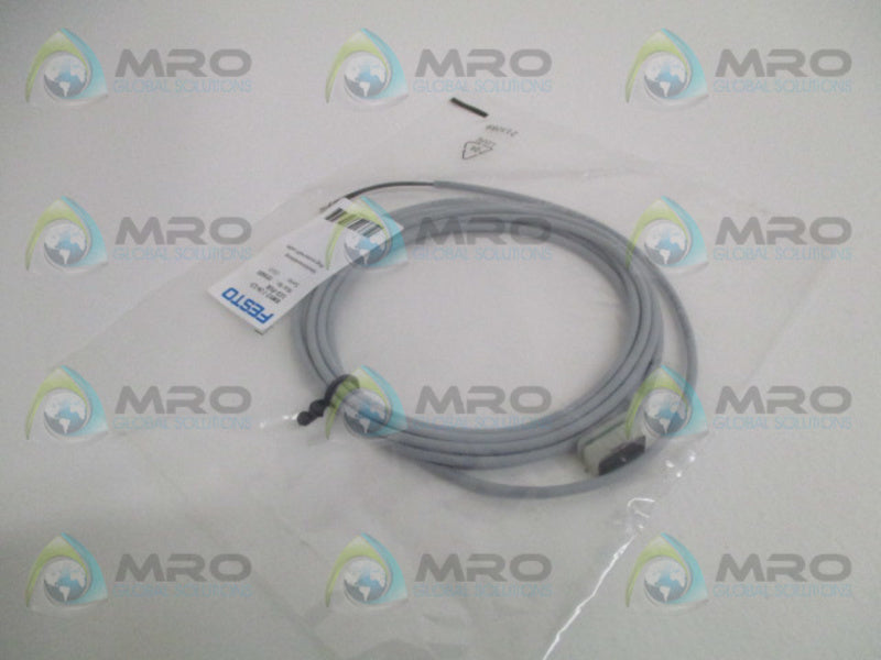 FESTO KMYZ-7-24-2,5-LED-PUR PLUG SOCKET W/ CABLE  NSMP