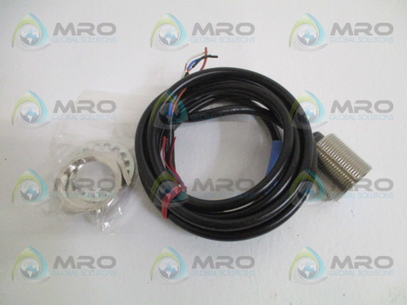 KEYENCE EZ-30M PROXIMITY SWITCH NSMP
