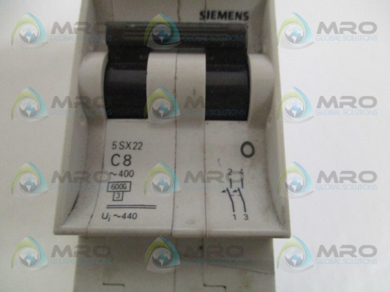 SIEMENS 5SX2208-7 CIRCUIT BREAKER 8A UNMP