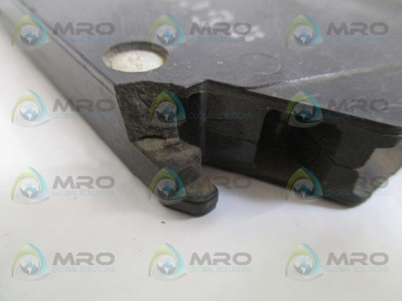 GENERAL ELECTRIC THQP120 CIRCUIT BREAKER 20A (AS PICTURED) UNMP