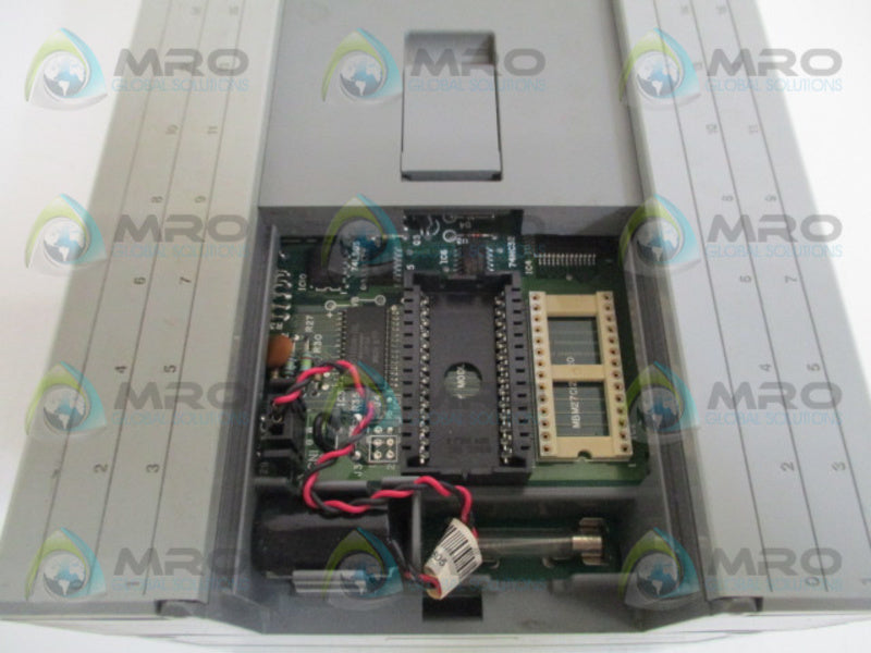 INDUSTRIAL SPARE PART SLC 500 1747-L30L SER.B PROCESSOR UNIT 30 (AS PICTURED)  UNMP