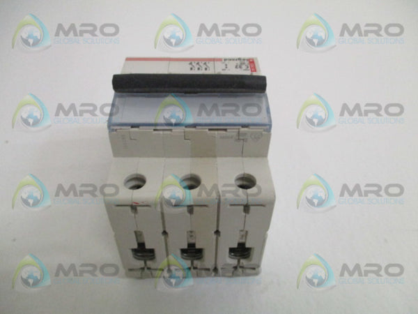 PASS & SEYMOUR LEGRAND 03454-C32 CIRCUIT BREAKER 32A  UNMP