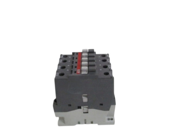 ABB UA30R85 CONTACTOR 380-415V   UNMP