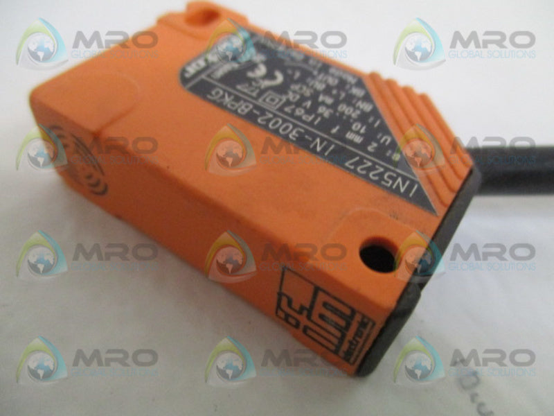 IFM EFECTOR IN5227 IN-3002-BPKG INDUCTIVE SENSOR (AS PICTURED) UNMP