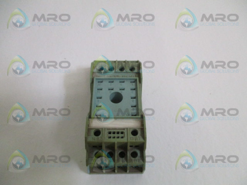 RELECO S4-B RELAY SOCKET UNMP
