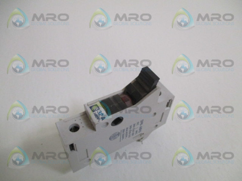 TELEMECANIQUE DF6-AB10 FUSE HOLDER (AS PICTURED) UNMP