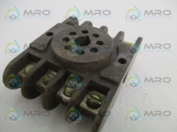 AMPHENOL 146-103 RELAY SOCKET  UNMP