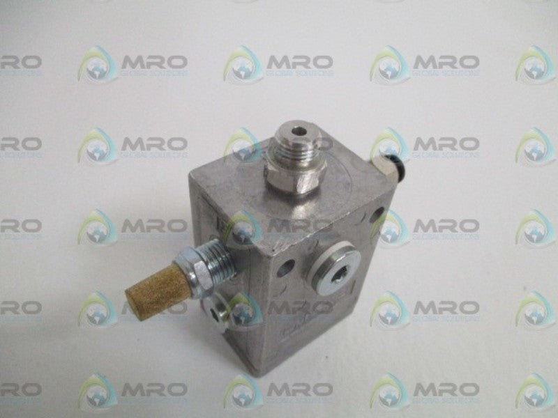 FESTO VAK1/4 VACUUM GENERATOR (AS PICTURED)  UNMP
