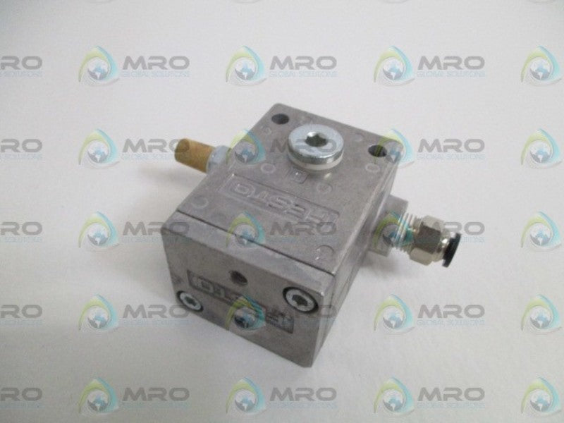 FESTO VAK1/4 VACUUM GENERATOR (AS PICTURED)  UNMP