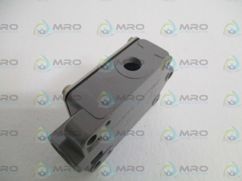 MICRO SWITCH BAF1-2RN18-LH LIMIT SWITCH (GRAY)(AS PICTURED) UNMP