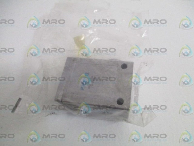 FESTO VAK-1/4 VACUUM GENERATOR  NSMP