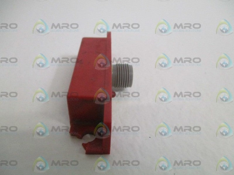 MICRO SWITCH 40FY26-33 MAGNETIC PROXIMITY SENSOR (AS PICTURED)