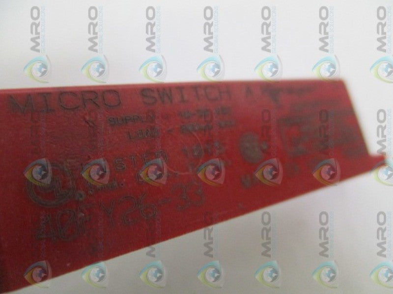 MICRO SWITCH 40FY26-33 MAGNETIC PROXIMITY SENSOR (AS PICTURED)