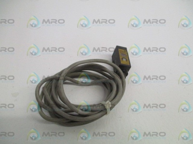 OMRON E3S-DS10E4 PHOTOELECTRIC SWITCH UNMP