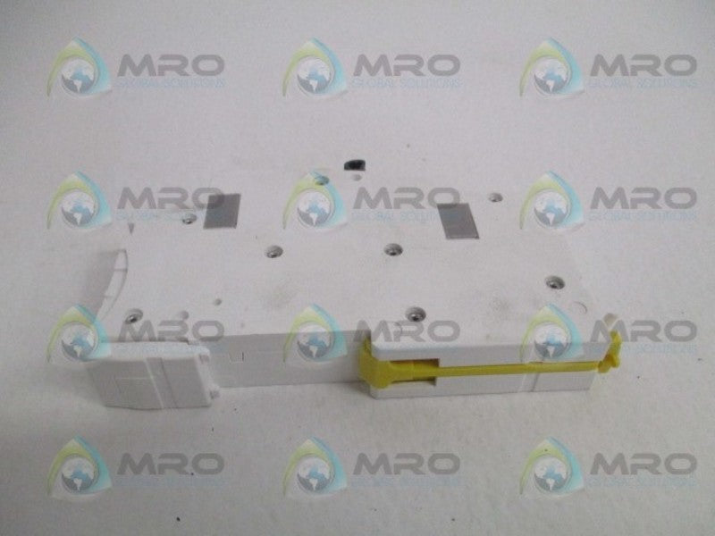 SCHNEIDER iC60H-C32 CIRCUIT BREAKER 32A UNMP