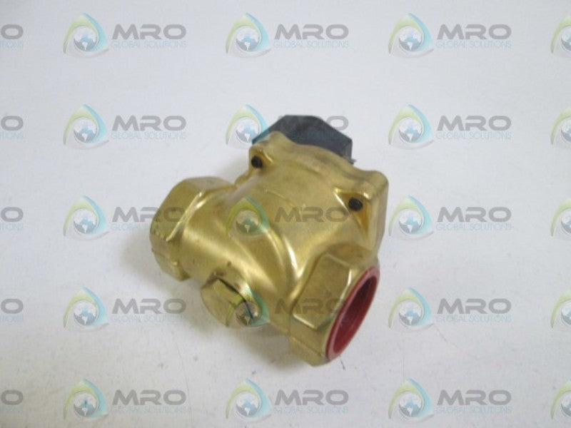SNAP-TITE VALVE 1-1/2" C6242BAB (AS PIC MISSING CONNECTOR ON TOP) NSNP