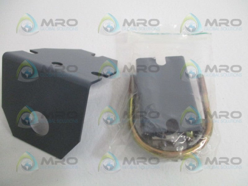 FOXBORO AE100AA BRACKET ASSEMBLY NSMP