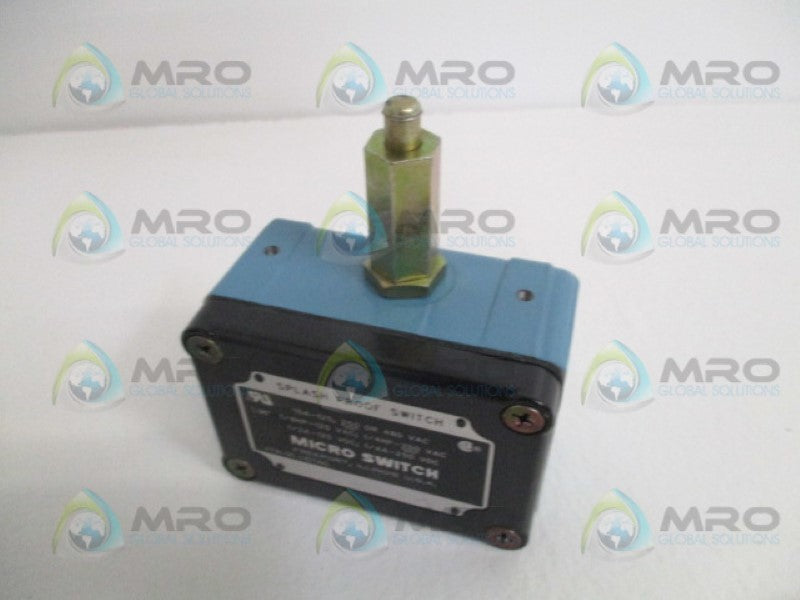 HONEYWELL OP-Q SPLASH PROOF SWITCH NSMP