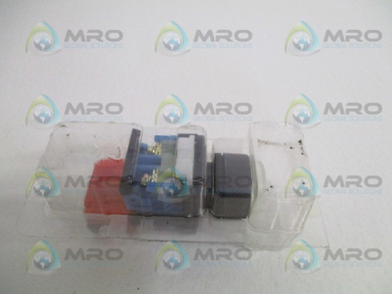 FUJI ELECTRIC AR22E0L-11E3W WHITE PUSHBUTTON SWITCH NSMP