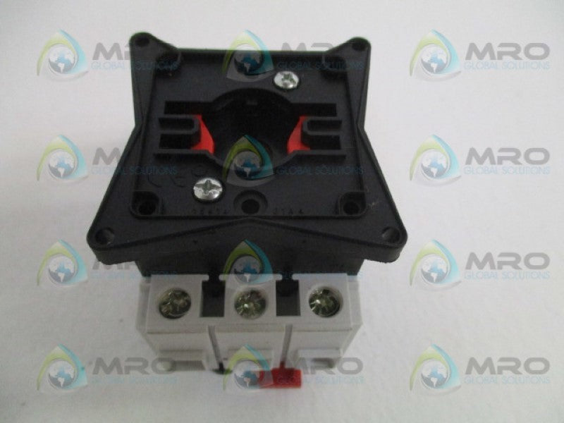 SCHNEIDER V02 SWITCH BODY UNMP