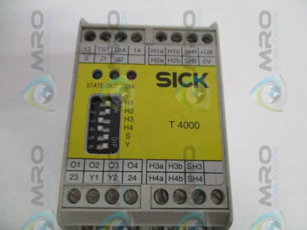 SICK T4000-1RCA04 SAFETY RELAY UNMP