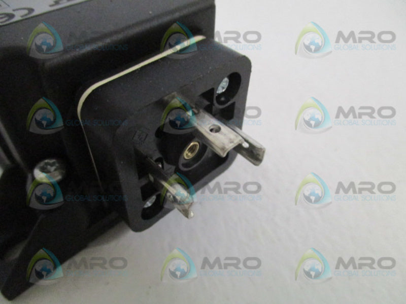 SKF DS-W8-4 PRESSURE SWITCH UNMP