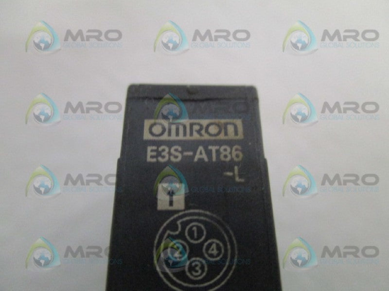 OMRON E3S-AT86-L PHOTOELECTRIC SENSOR UNMP
