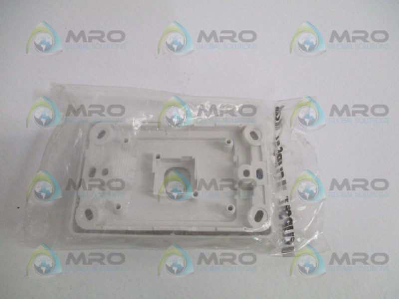CLIPSAL 2031VHWE GRID PLATE  NSMP