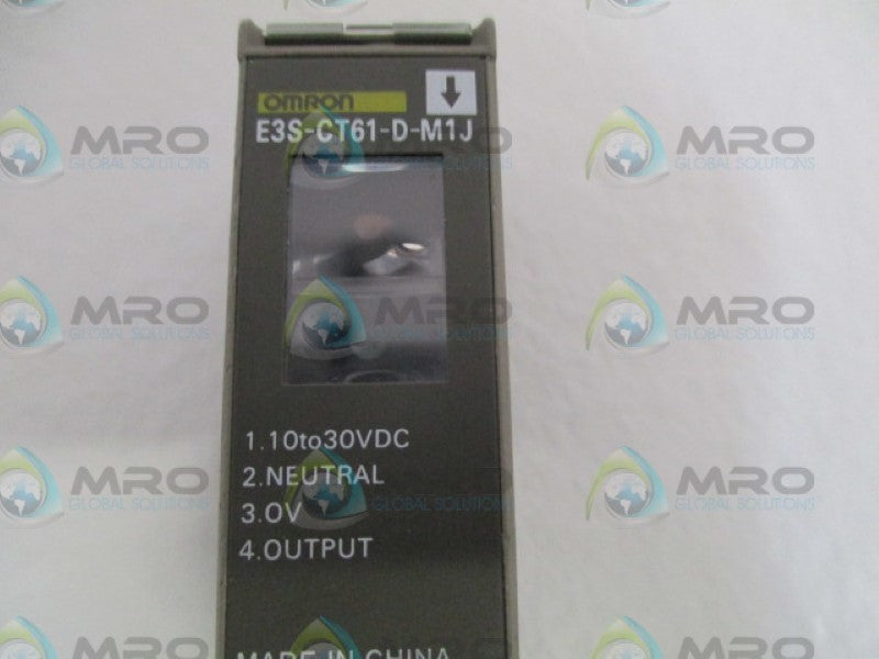 OMRON E3S-CT61-D-M1J PHOTOELECTRIC SENSOR UNMP