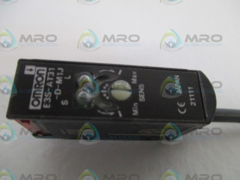 OMRON E3S-AT31-D-M1J PHOTOELECTRIC SENSOR UNMP