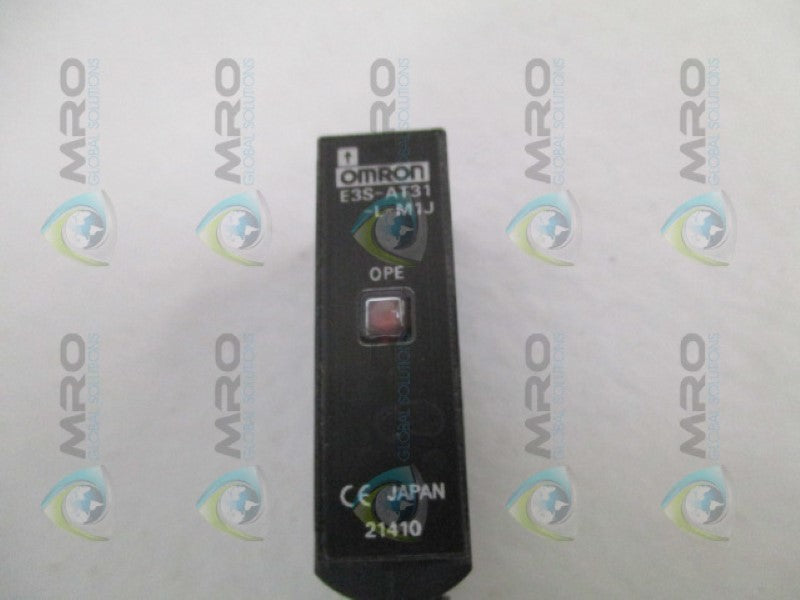 OMRON E3S-AT31-L-M1J PHOTOELECTRIC SENSOR UNMP