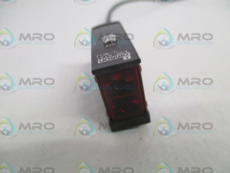OMRON E3S-AT31-L-M1J PHOTOELECTRIC SENSOR UNMP