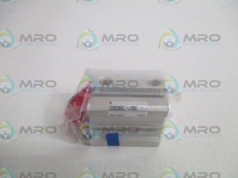 SMC CDQ2B32-20DC PNEUMATIC COMPACT CYLINDER NSMP