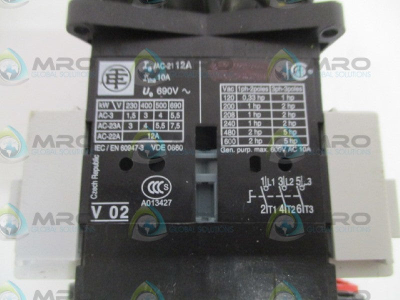 TELEMECANIQUE V02 ROTARY SWITCH (AS PICTURED) UNMP